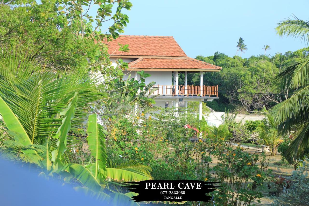 Pearl Cave Cabanas & Resturant 탕갈레 외부 사진